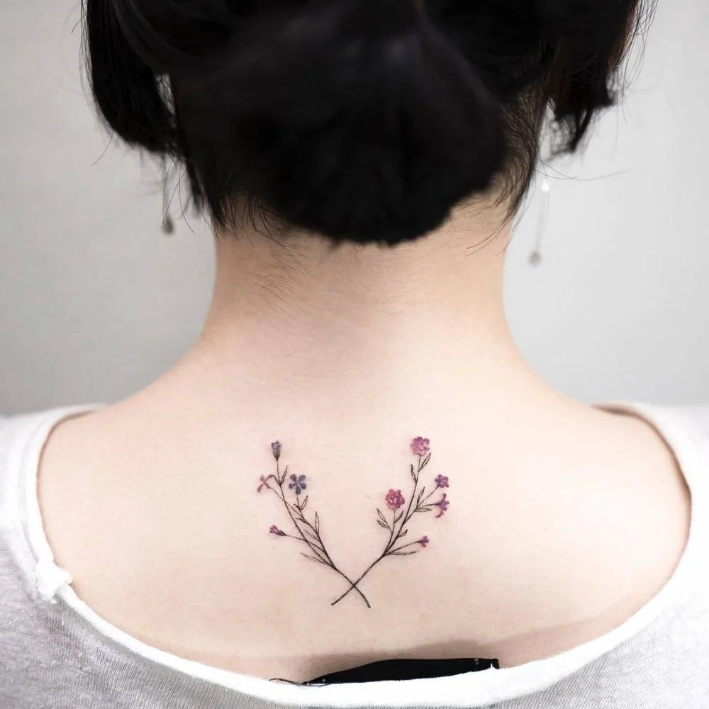 30+ Mẫu Hình Xăm Mini Cho Nữ Ở Lưng Đẹp Nhất